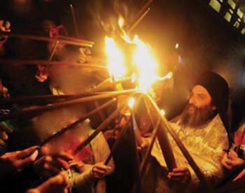 «Ελάτε να πάρετε φως από το φως που δεν δύει ποτέ»